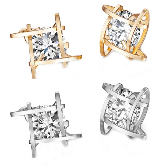 Jewelry - 14k gold diamond earrings